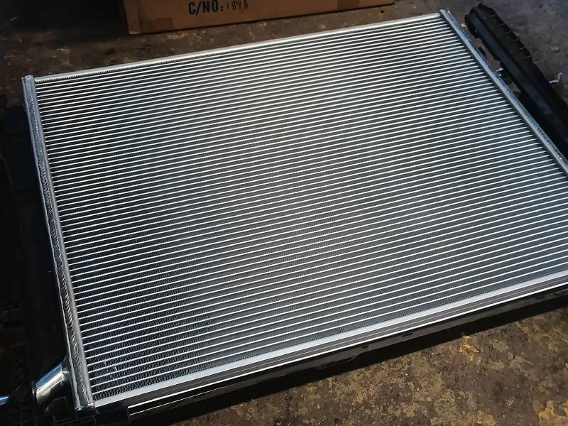 W205 Front Heat Exchanger, Crypto Cooler for 2015-2021 C450 / C43